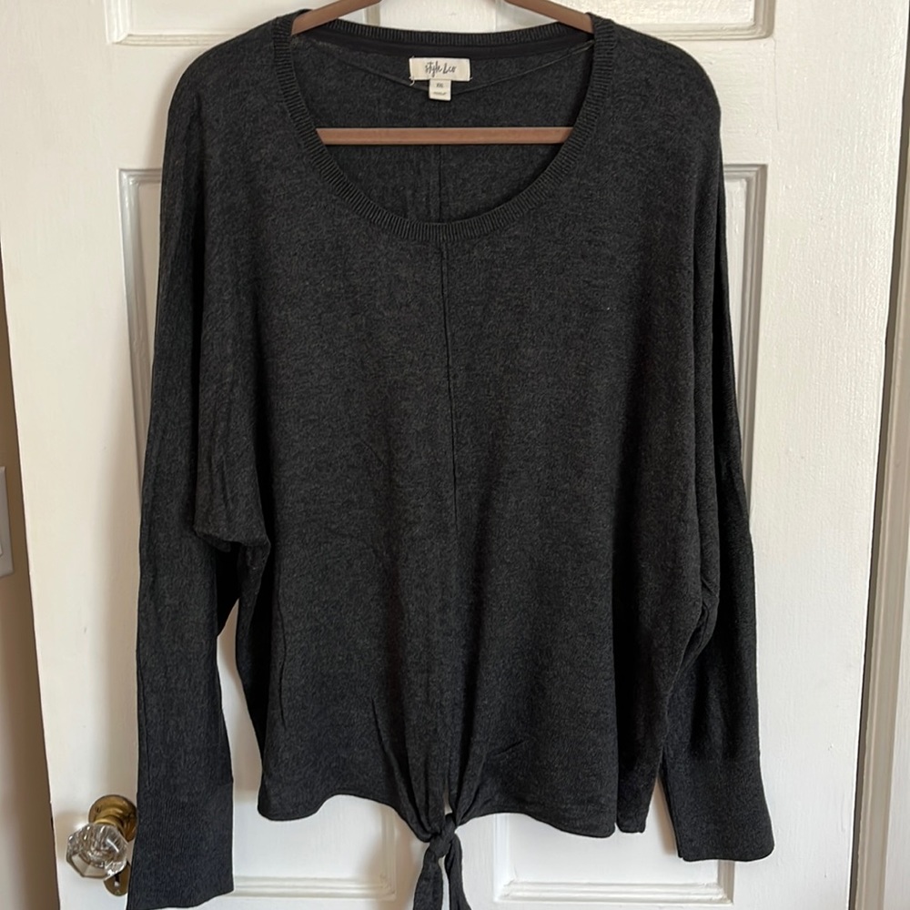 Style & Co XXL grey sweater with tie detail at bottom like new